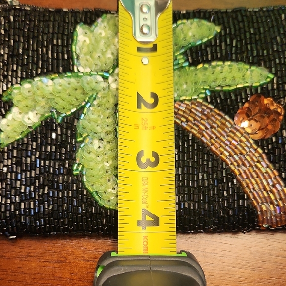 Sequin Palm Tree Black Wristlet - Picture 4 of 5